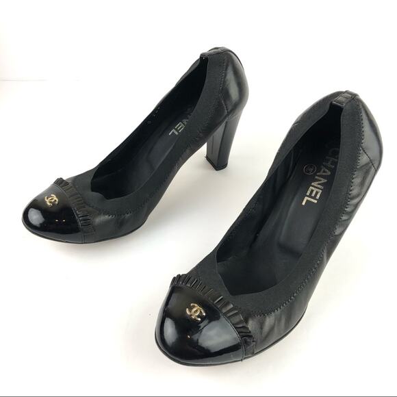 Chanel Black Lambskin Leather Ruffle CC Logo Patent Cap Toe Heels. Authentic. - Picture 2 of 14